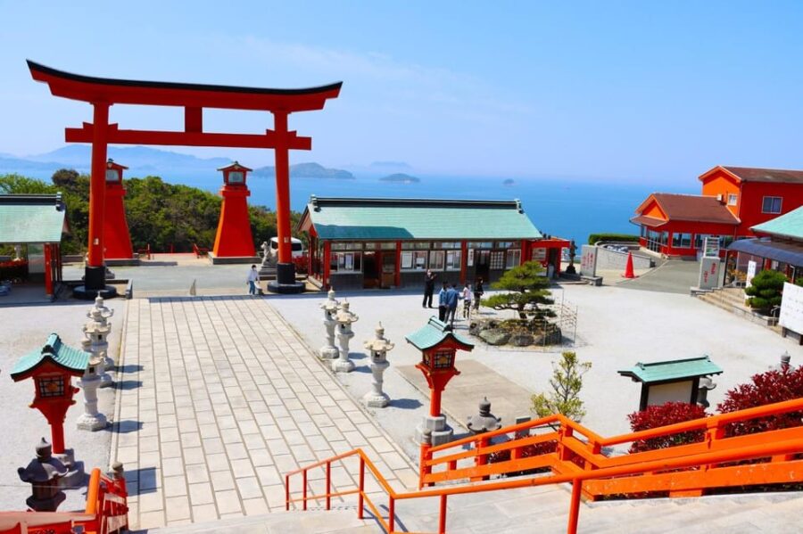Day Trip Bus Tour From Fukuoka to Tunoshima, Yamaguchi