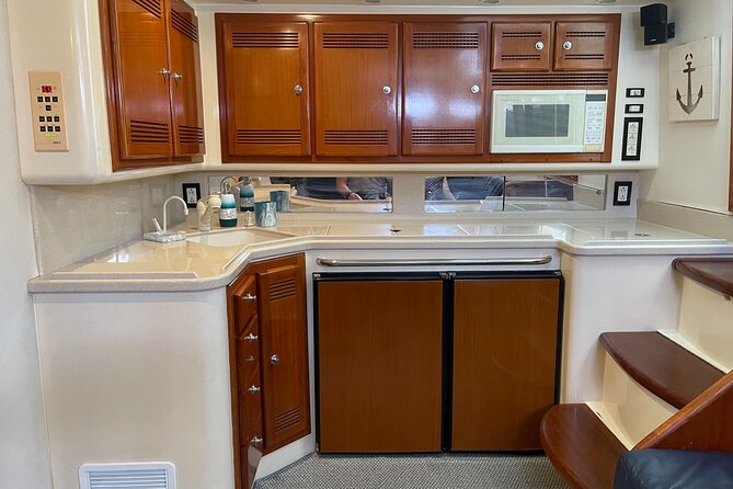 Deep Sea Fishing Charter in Waikiki, Hawaii - Whats Included in Your Experience