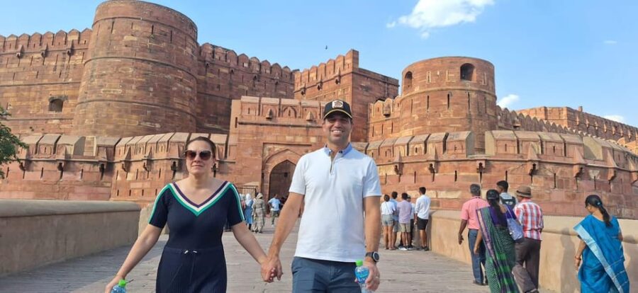 Delhi to Agra: From the Taj Mahal to Hidden Gems in 1 Day