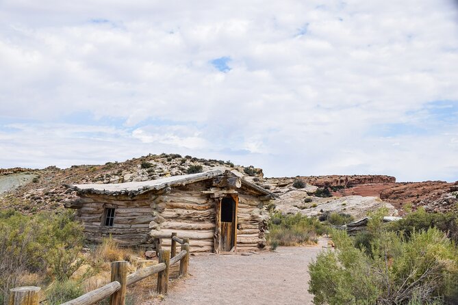 Delicate Arch Trail Self-Guided Audio Walking Tour