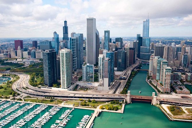 Departure Private Transfer: Chicago to OHare Airport ORD in Business Car - Pickup and Drop-off Details
