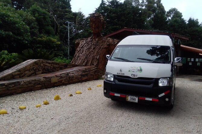 Direct Shared Shuttle From Monteverde to Liberia Airport
