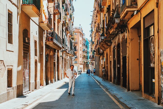 Discover the Unpolished Charm of El Born With a Local