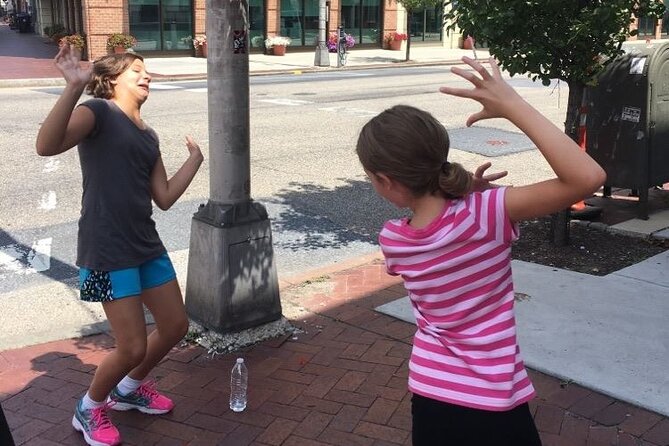 Elizabeth City Scavenger Hunt Excursion by Wacky Walks