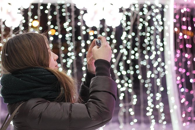 Experience the Season With a Scavenger Hunt in Tucson With Holly Jolly Hunt