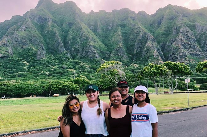 Explore O’Ahu Island With a Friendly Local in a Small Group