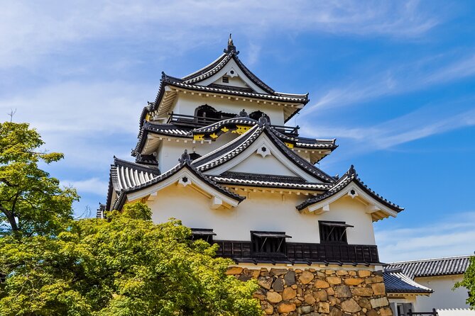 Explore the Historic Castle Town of Hikone From Osaka - Discover the Magnificence of Hikone Castle