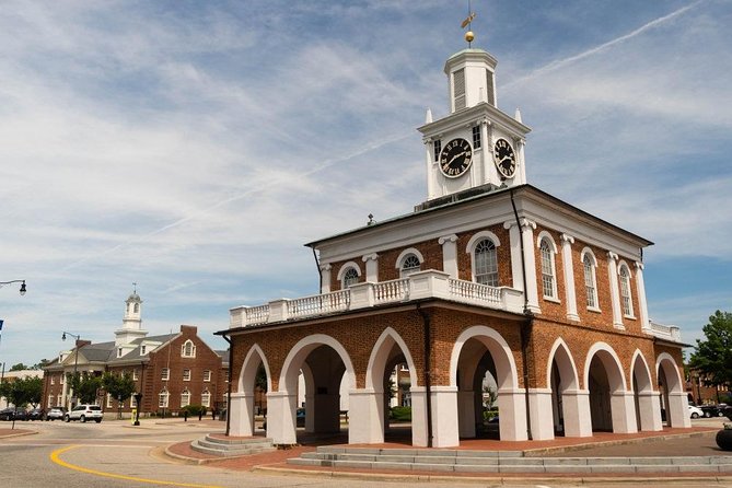 Fayetteville Let’s Roam Treasure Hunt:The Glories of Fayette!