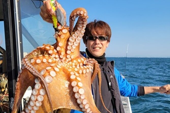 Fishing Experience With No Equipment Needed in Izumisano, Osaka