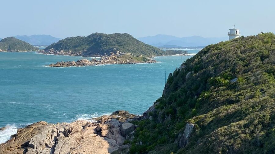 Florianópolis: South Naufragados Trail