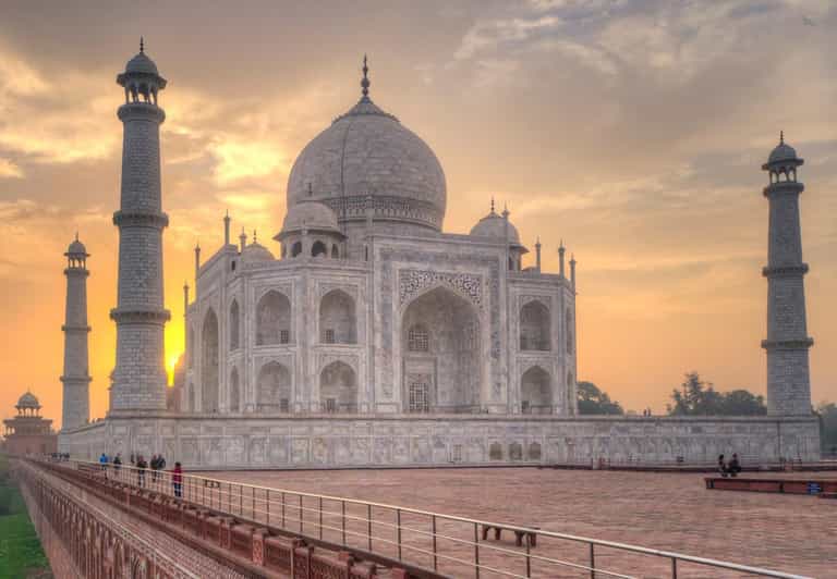 From Agra: Taj Mahal Trip With Elephant Conservation by Car