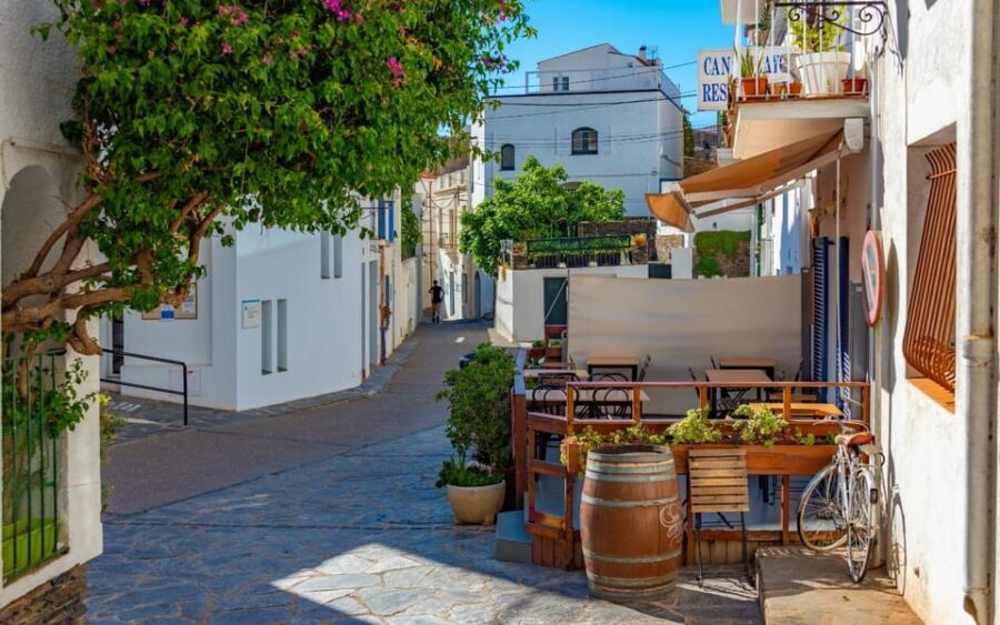 From Barcelona: Girona, Figueres, Dalí Museum, and Cadaqués - Tour Overview