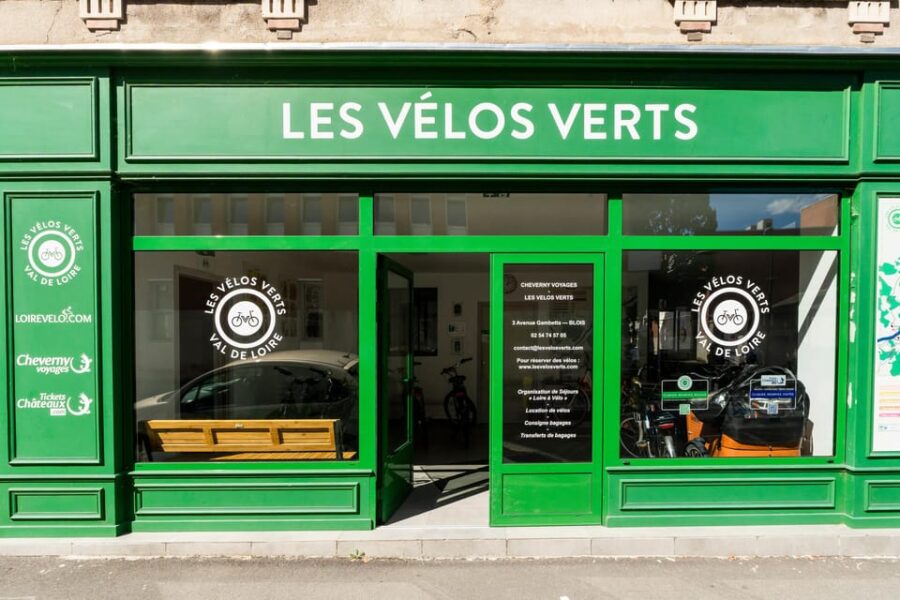 From Blois: Cycling With Canine Companions