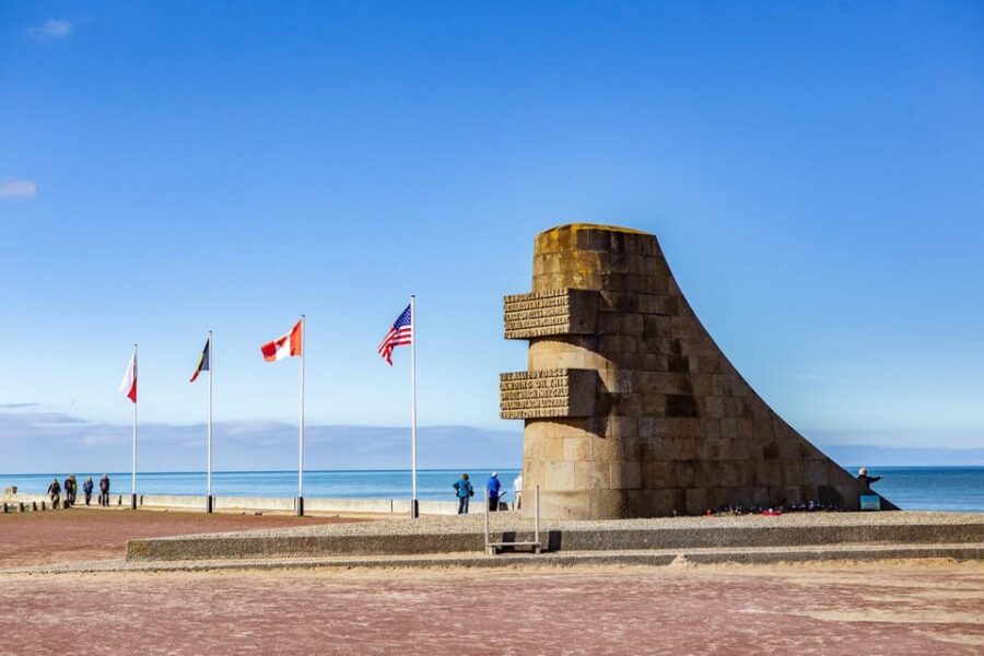 From Cherbourg: D-Day Beaches Private Shore Excursion - Overview of the D-Day Beaches Tour