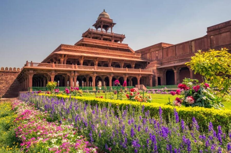 From Delhi: Day Trip to Taj Mahal, Agra Fort &Fatehpur Sikri