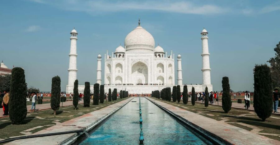 From Delhi/Jaipur: Taj Mahal, Agra & Fatehpur Sikri