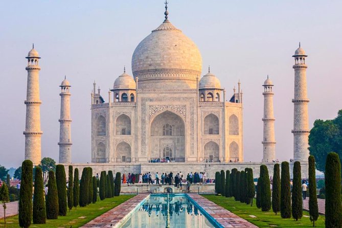 From Delhi: Taj Mahal and Agra Fort Private Day Tour By Car