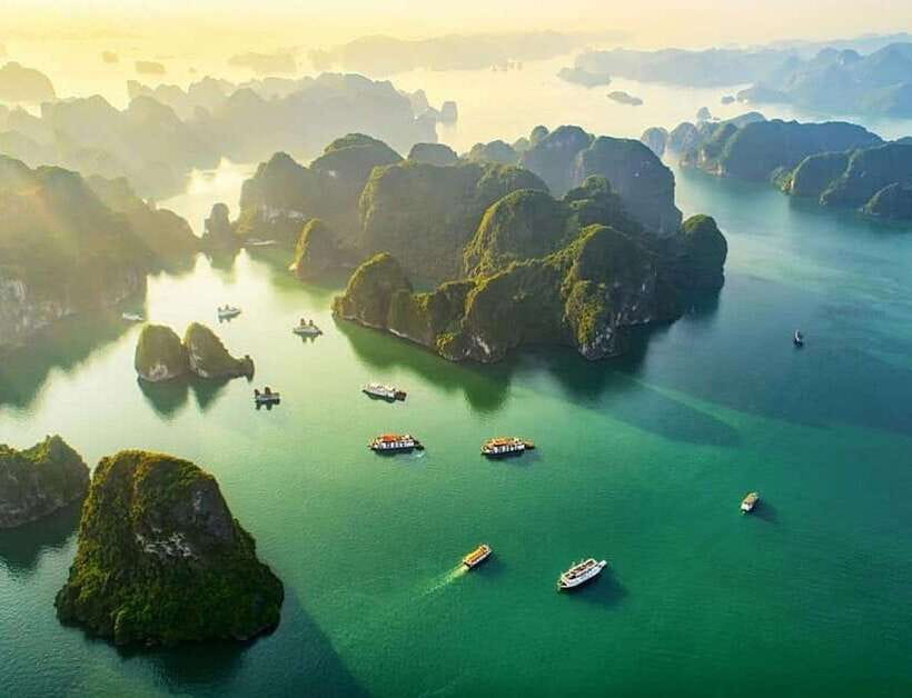 From Hanoi: Ha Long Bay Luxury Day Cruise With Food & Kayak - Overview of the Cruise