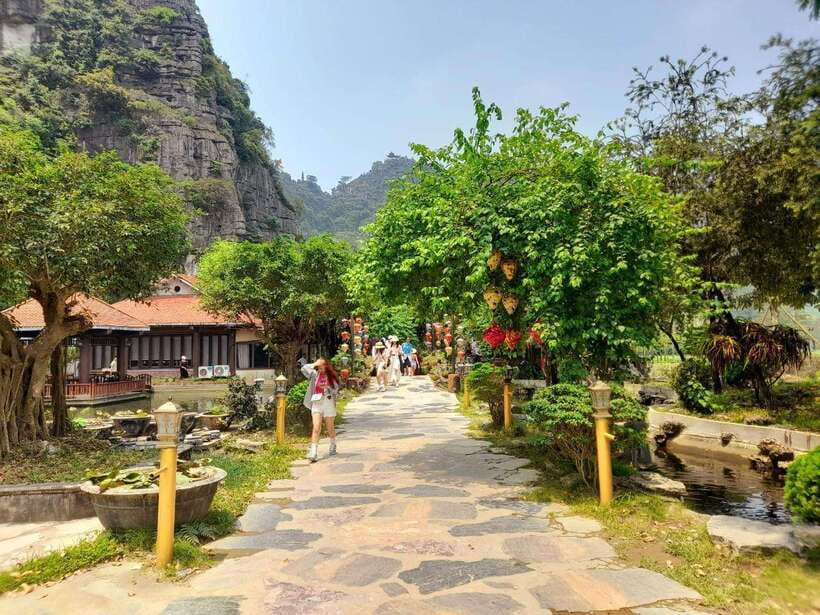 From Hanoi: Ninh Bình Adventure Hoa Lu, Tam Coc Tour