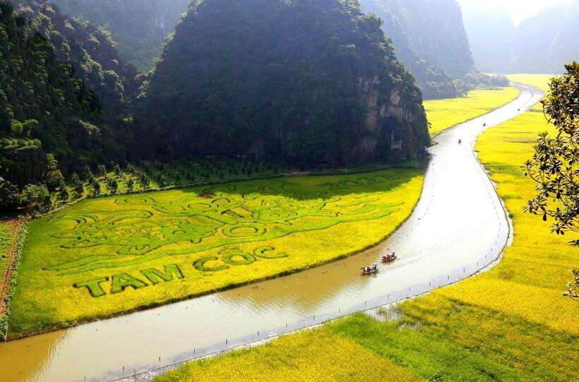 From Hanoi: Ninh Binh, Hoa Lu, Tam Coc & Mua Cave Day Tour