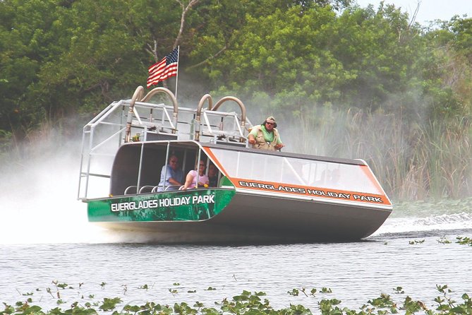From Miami: Everglades Airboat, Wildlife Show, and Roundtrip Bus