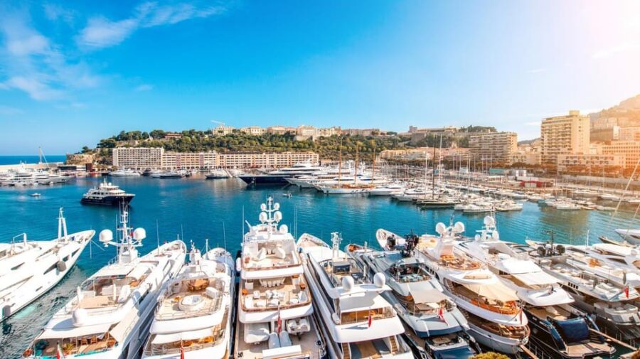 From Nice: Monaco, the Princes Car Collection and Palace