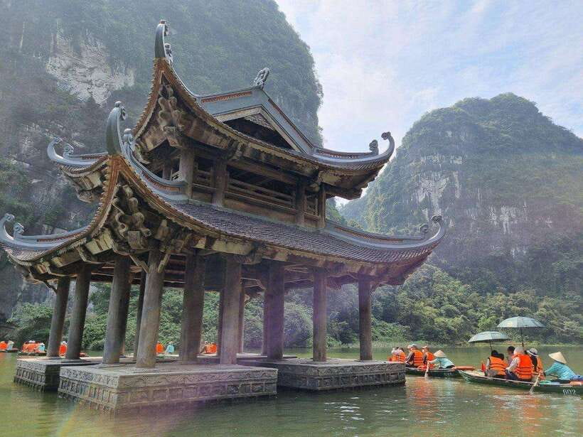 From Ninh Binh : Hoa Lu, Trang An, and Mua Cave Day Tour