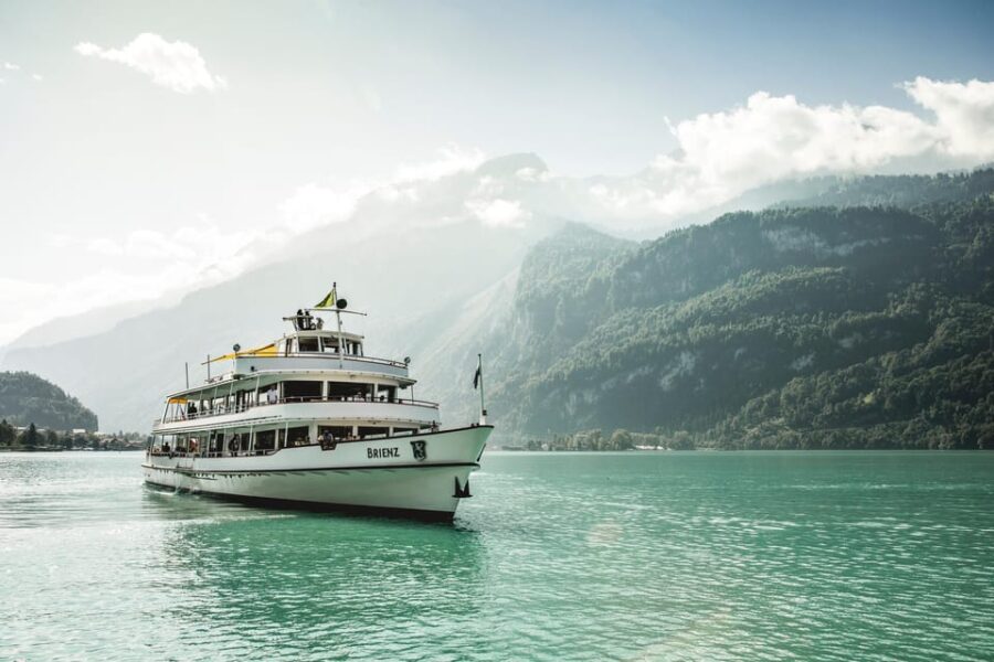 From Zurich: Scenic Interlaken Day Trip by Coach