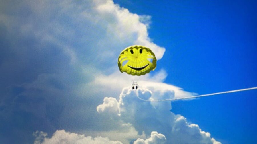 Fuengirola: Parasailing on the Costa Del Sol.