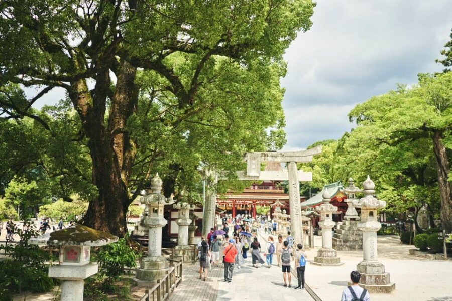 Fukuoka: Kyushu Tour to Dazaifu, Nyoirin-ji Temple, & Yufuin