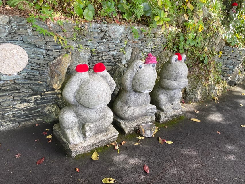 Fukuoka: Nanzoin Temple and Reclining Buddha Guided Tour