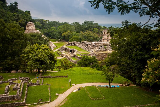 Full Day Tour to Palenque Archaeological Zone With Waterfalls