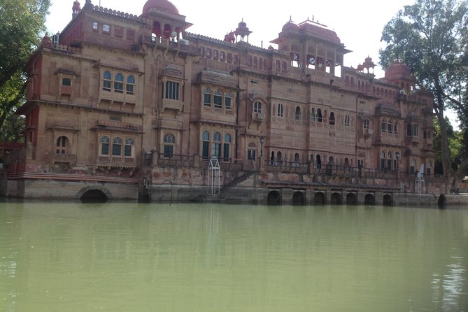 Gajner Palace Lake Side Stay With Village Experience