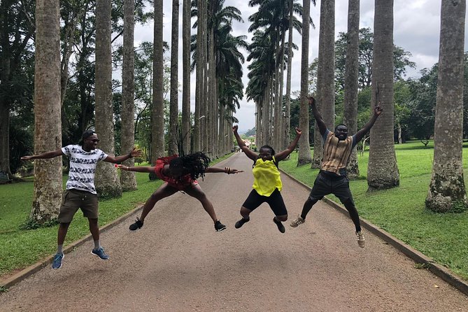 Ghana Eastern Explorer – Boti Falls, Aburi Gardens & Tetther Quarshie Cocoa Farm