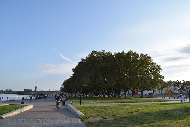 Grand Tour of Bordeaux by Bike