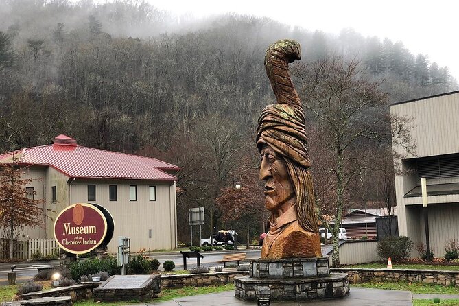 Great Smoky Mountains NP Driving Tour Smartphone Autoplay App/Gps - Starting Your Journey at the Cherokee Welcome Center