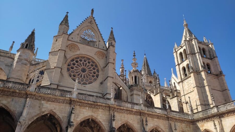 Guided Tour of the León Cathedral