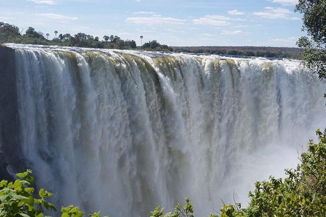 Guided Tour of the Victoria Falls On The Zambia Side