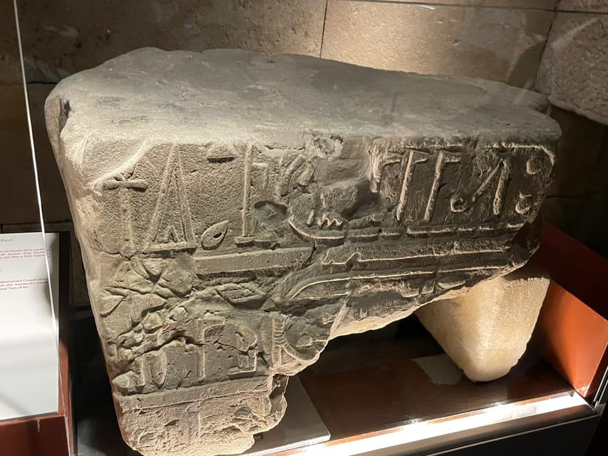 Guided Visit to the Egyptian Temple of Debod + Madrid De Los Austrias Tour