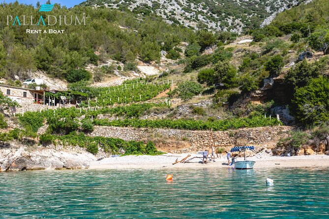 Half Day 3 Island Group Speedboat Tour From Makarska