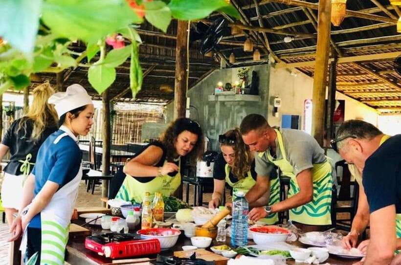 Half-day Hoi An Cooking Class & Basket Boat Ride Experience