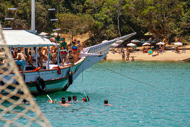 Half-Day Schooner Sightseeing Trip in Buzios Peninsula Beaches