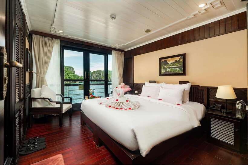 Halong Aquamarine Cruise 5 Star