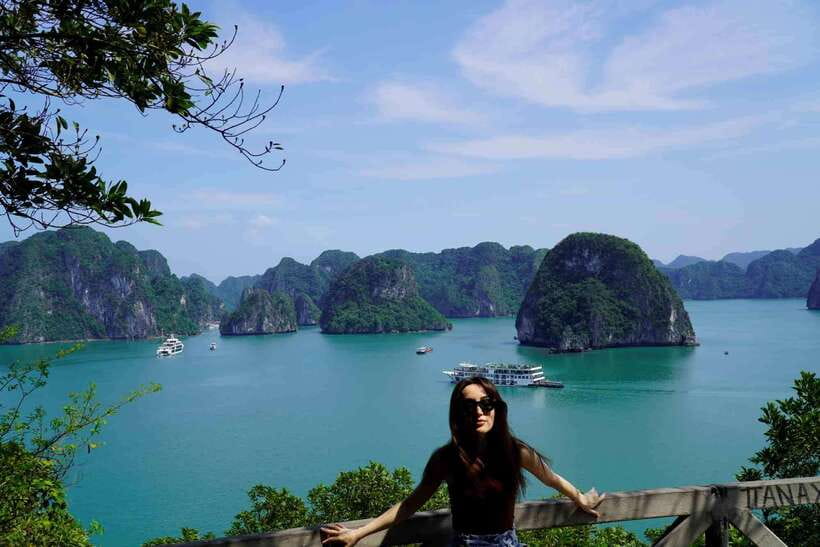 Halong Bay Cruise With Lunch - Tour Overview