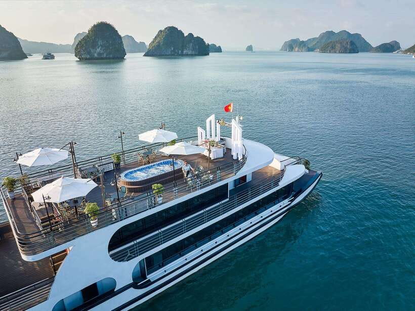 Halong Bay: Luxury Day Cruise With Buffet, Kayak, Swim