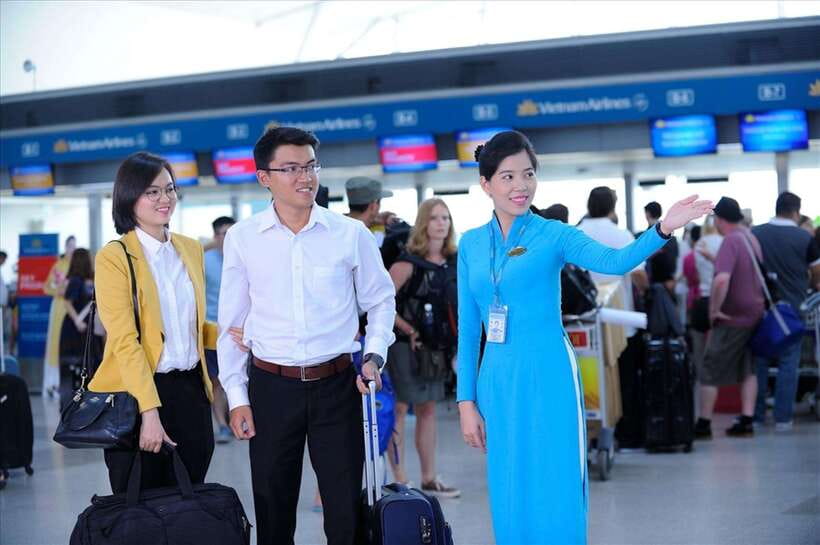 Hanoi Airport: Fast Track Immigration and Arrival Assistance