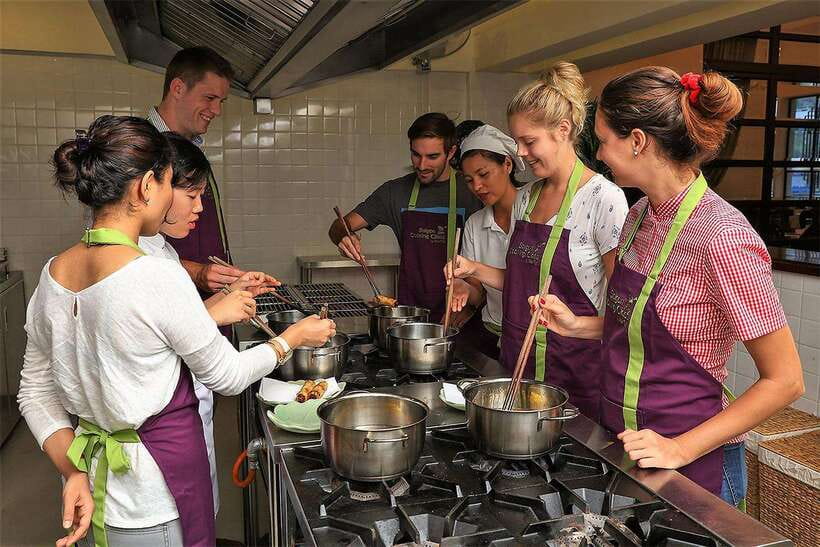 Hanoi: Cooking Class With Market Tour and Hotel Pickup - Overview of the Hanoi Cooking Class