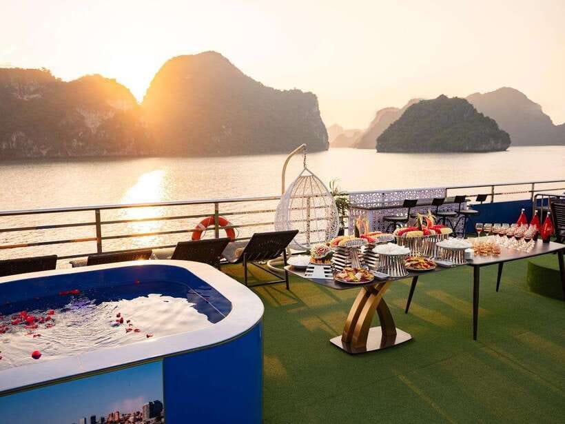 Hanoi: Full-Day Ha Long Bay on Luxury Cruise With Lunch - Overview of Ha Long Bay Luxury Cruise
