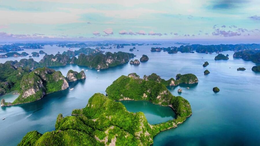 Hanoi: Halong Bay Boat Cruise, Caves, Kayaking, & Lunch