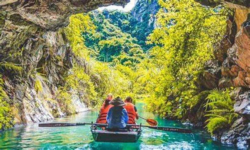 Hanoi: Ninh Binh, Bai Dinh Pagoda, Trang An & Mua Cave Tour